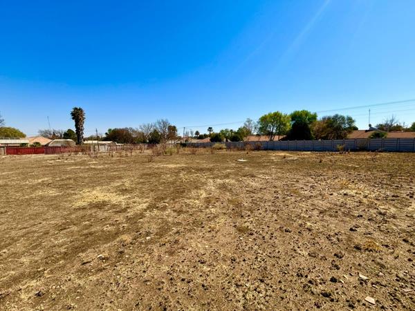 5 710 m² Land