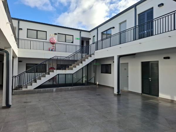 1 Bedroom Apartment in Somerset West Central