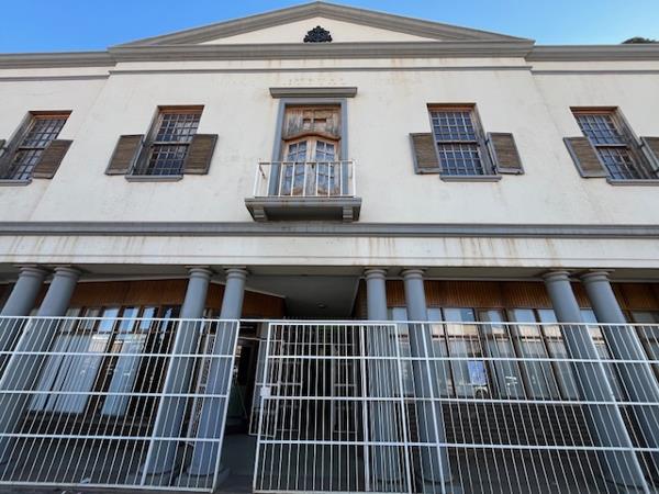 714 m² Commercial space