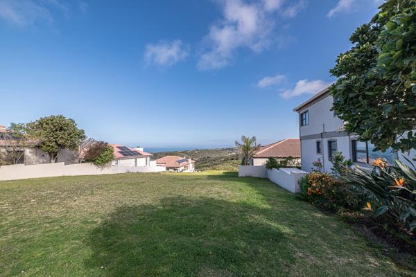 439 m² Land