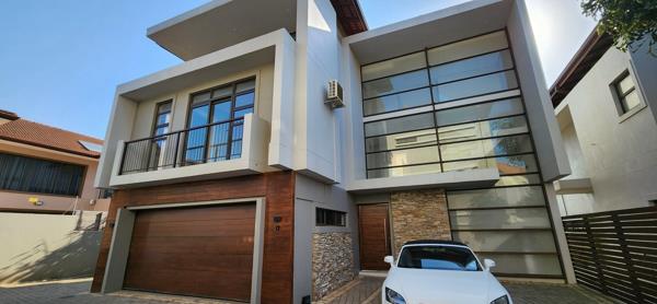 5 Bedroom Townhouse