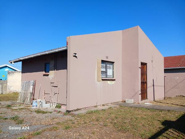 2 Bedroom House