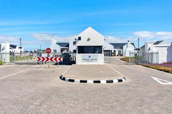 666 m² Land