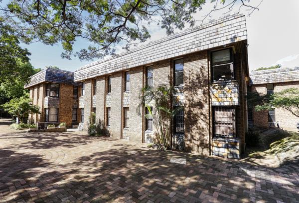 301  m² Commercial space