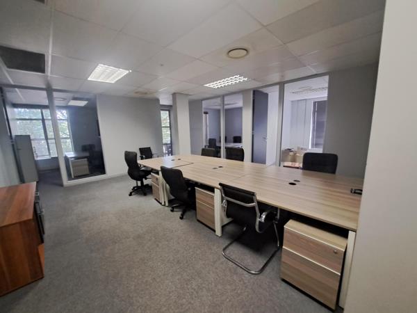 120  m² Office Space