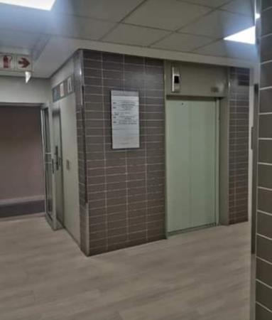 100  m² Office Space