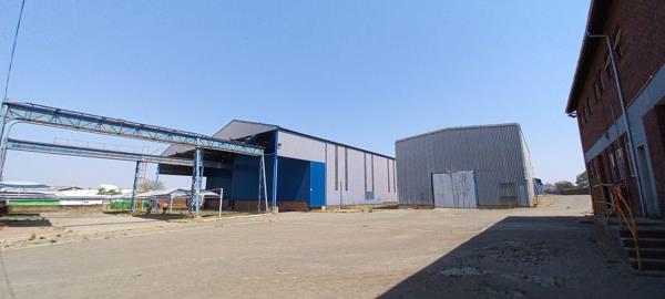 13 251 m² Industrial space