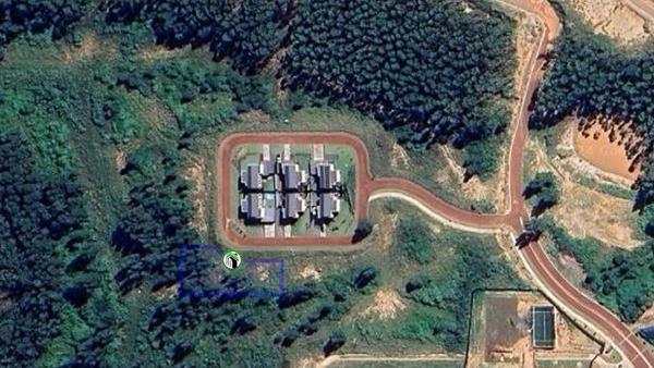 1 000 m² Land