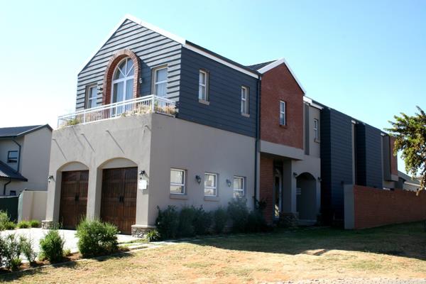 4 Bedroom House
