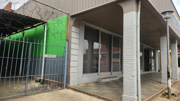 84  m² Retail Space