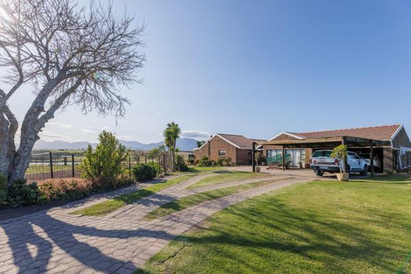 6.4 ha Smallholding