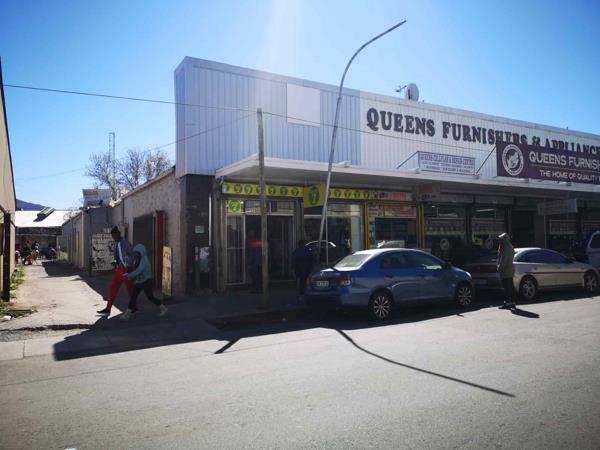 843 m² Retail Space