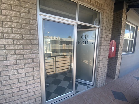 100  m² Commercial space