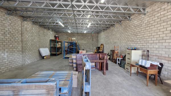 131  m² Industrial space