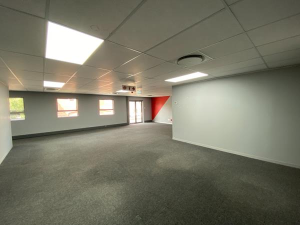 770 m² Office Space
