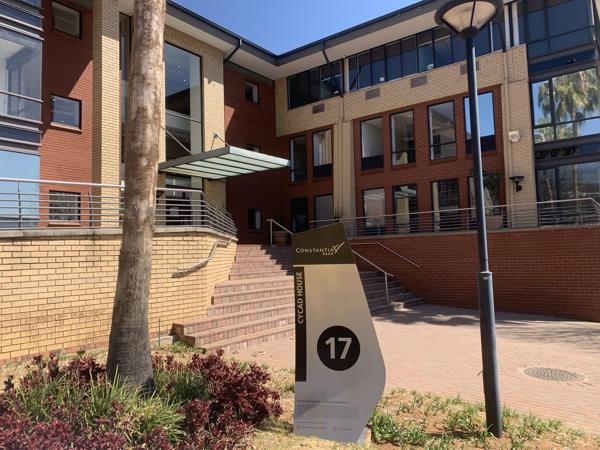 1 218.3  m² Commercial space