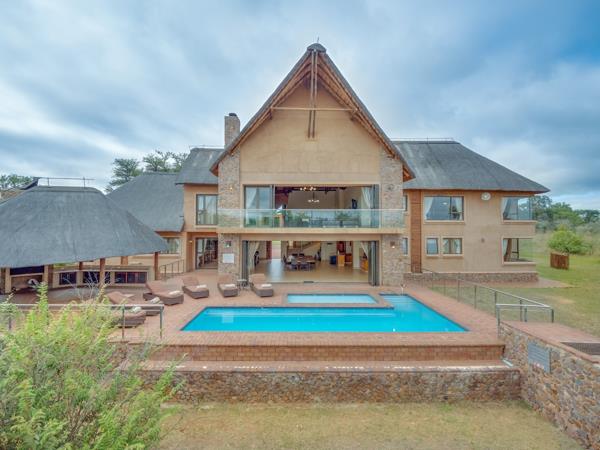 8 Bedroom House