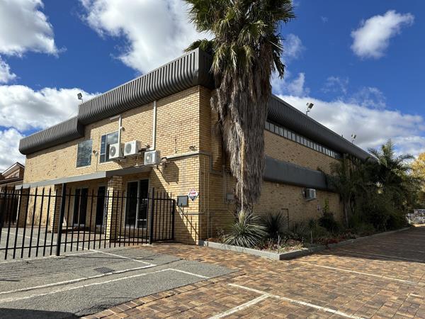 730  m² Commercial space