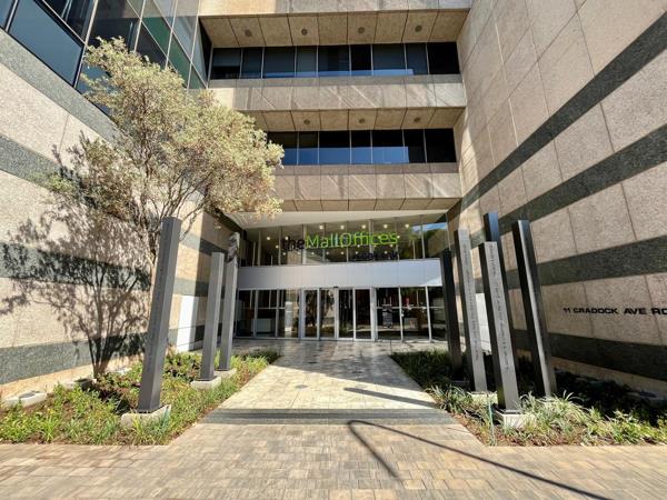 303 m² Office Space