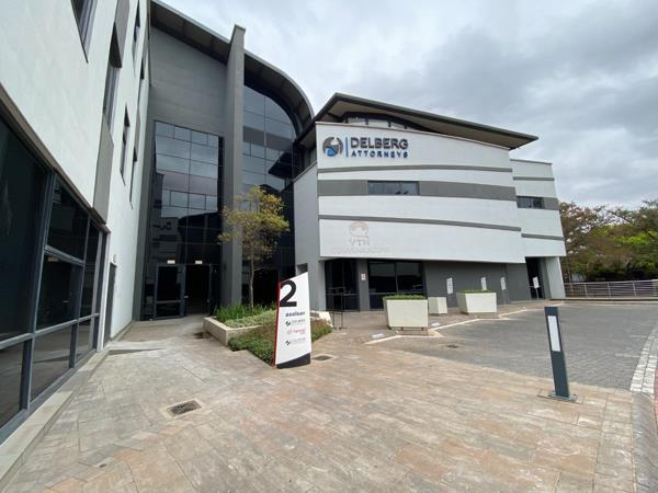 210  m² Office Space