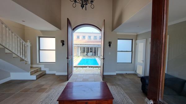 6 Bedroom House