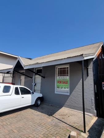 477  m² Commercial space