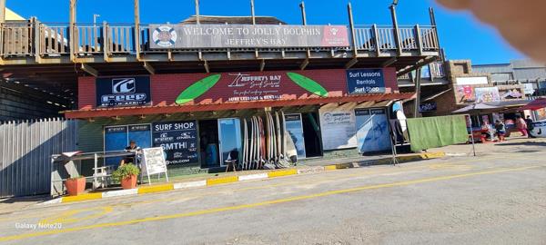 4 002  m² Commercial space