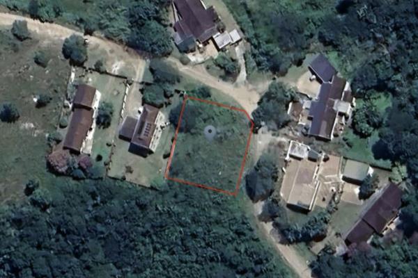 1 058 m² Land