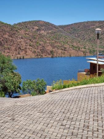 1 188 m² Land