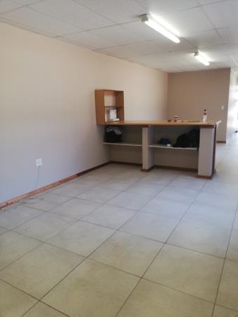 90 m² Commercial space