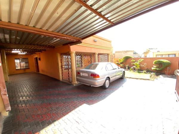 6 Bedroom House