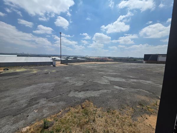 40 000  m² Industrial space