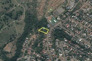 3 022 m² Land