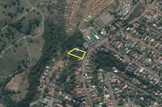 3 022 m² Land