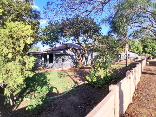 8 Bedroom House