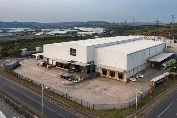 6 501  m² Industrial space