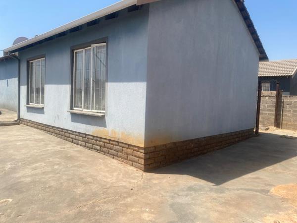 2 Bedroom House