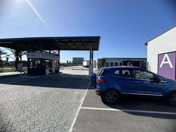 115  m² Commercial space