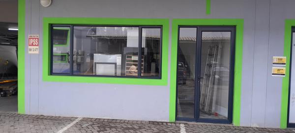 181  m² Industrial space