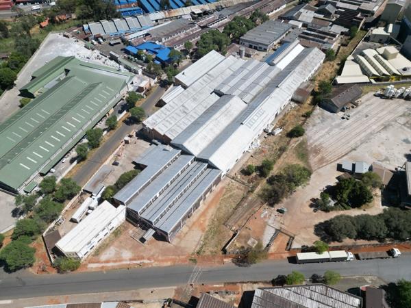 16 000  m² Industrial space