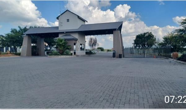 722 m² Land