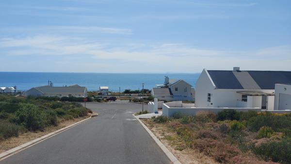 424 m² Land