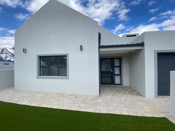 2 Bedroom House