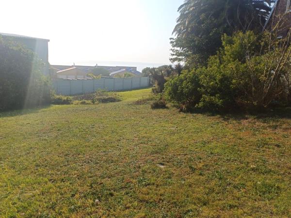 681 m² Land