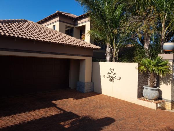 4 Bedroom Townhouse
