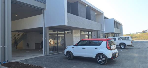 211  m² Industrial space