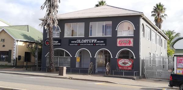 354  m² Retail Space