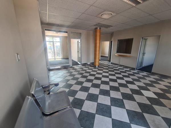 100  m² Commercial space