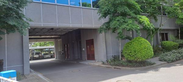 396  m² Commercial space