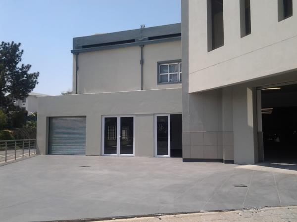 346  m² Commercial space